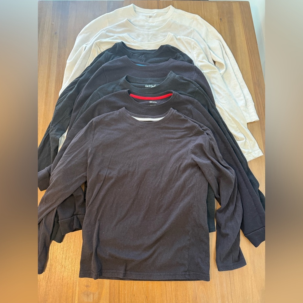 8 Long Sleeves